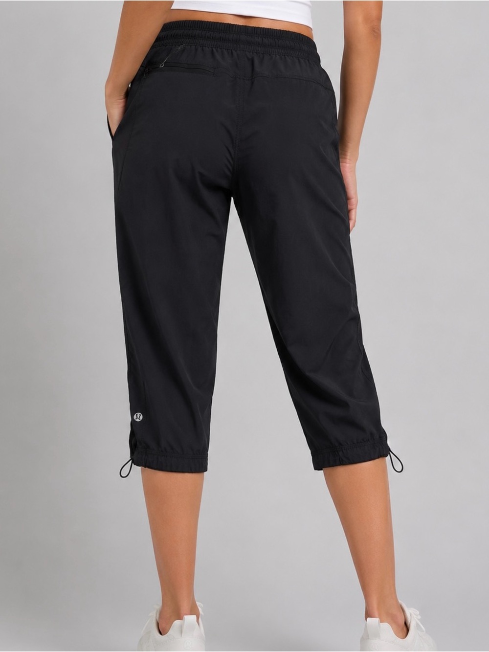 lululemon athletica Black Capri Drawstring Active Pants